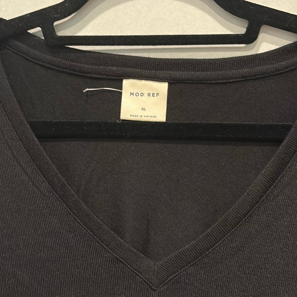 Mod Ref - Women's V-Neck Puff Sleeve Shirts. Size XL. Light Blue and black. NWT - Picture 8 of 11